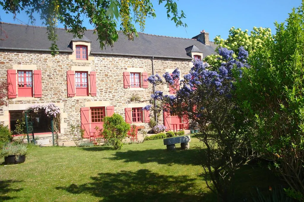 Bed and Breakfast Au Jardin D'Eloïse à Tremereuc Couette-café