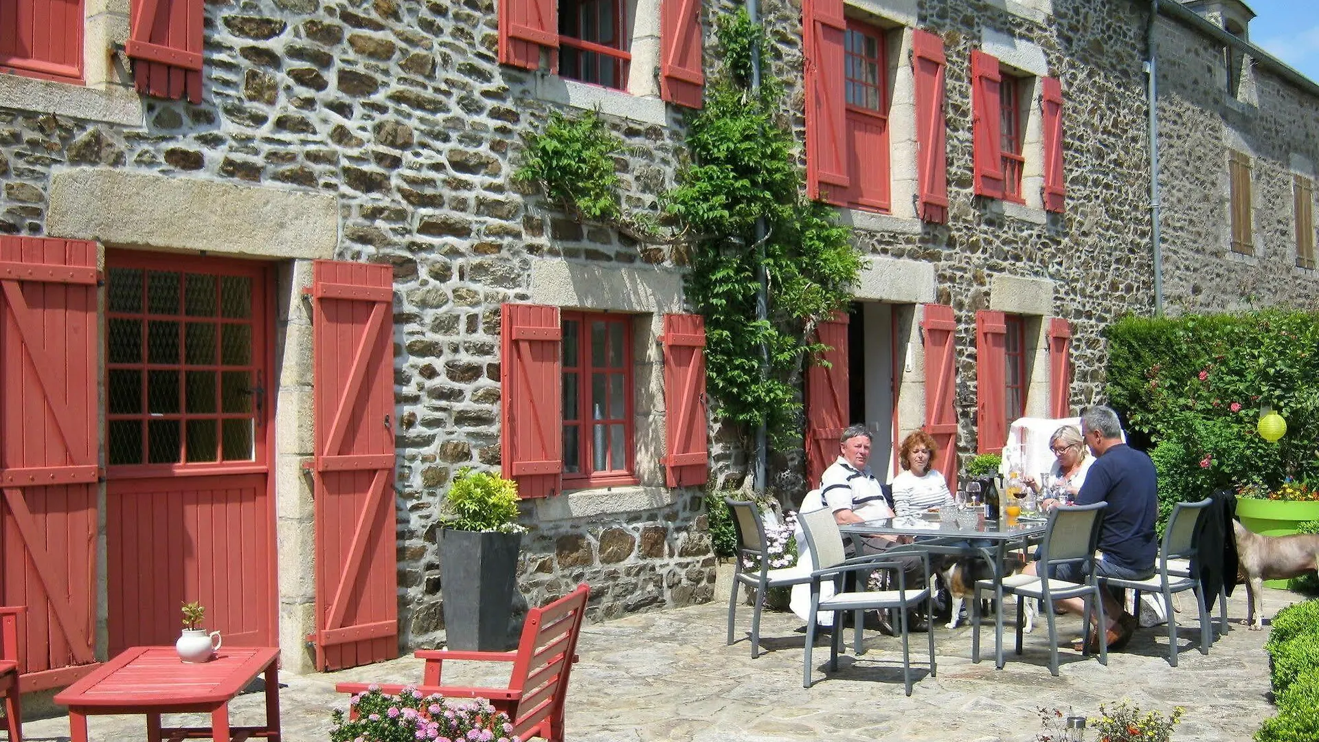 Bed and Breakfast Au Jardin D'Eloïse à Tremereuc France