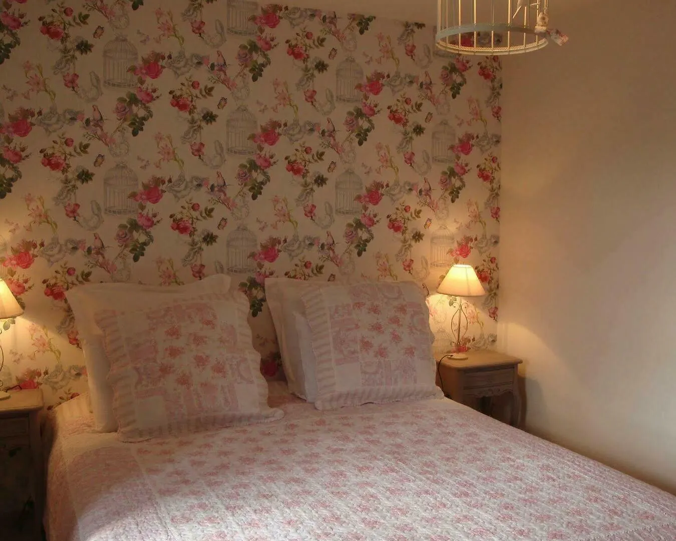 Bed and Breakfast Au Jardin D'Eloïse à Tremereuc